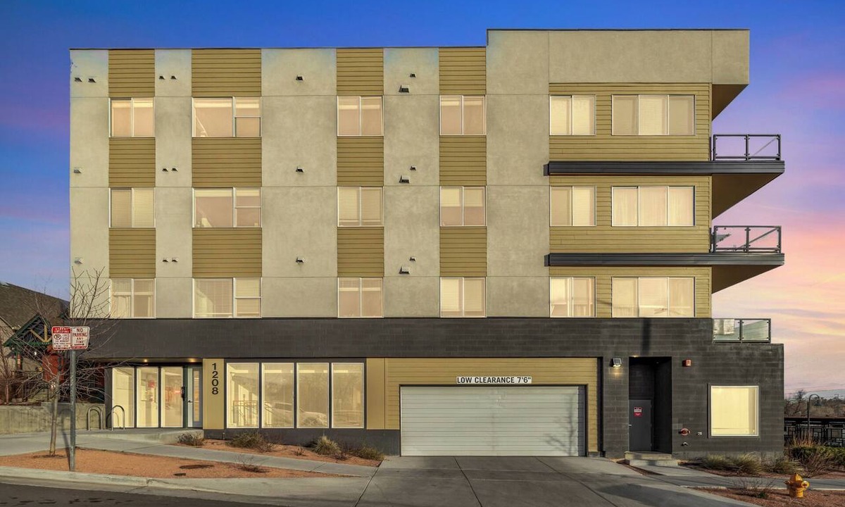 West Colfax Condo | 2-bedroom 2-bath Luxury condo, Tram access, Sloan's Lake gem! MTN Views!