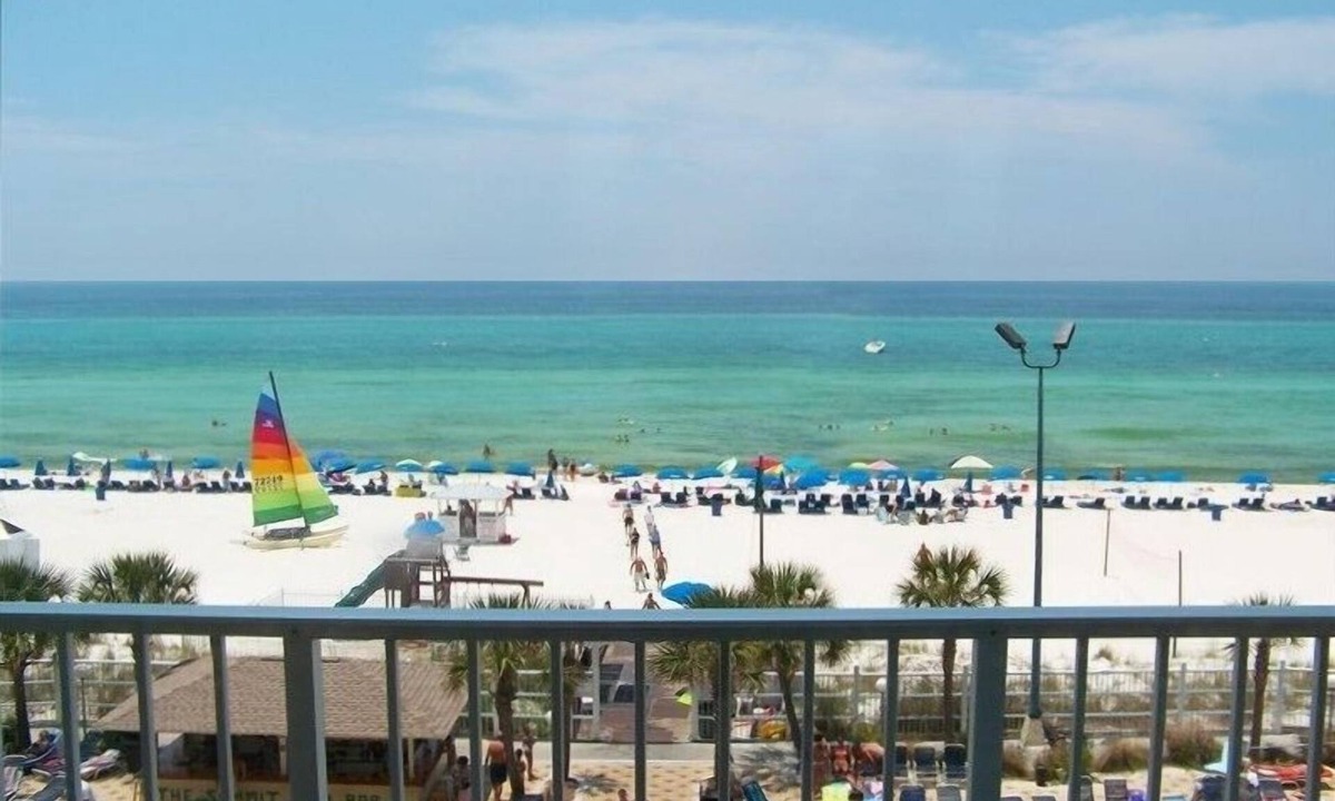 Panama City Beach Condo | 4th Floor on the beach! RIGHT ABOVE THE POOL. Tootsie’s right next door!