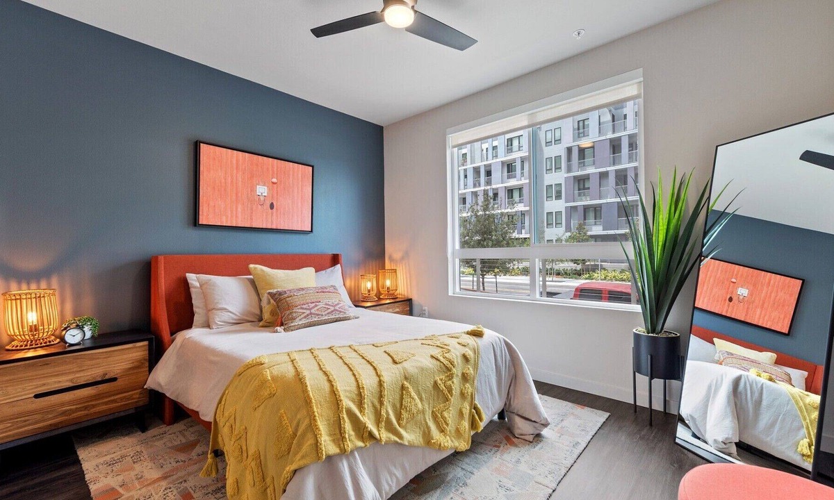 Milpitas Apartment | Barsala - Modern Studio, Beer Garden, Fast WiFi