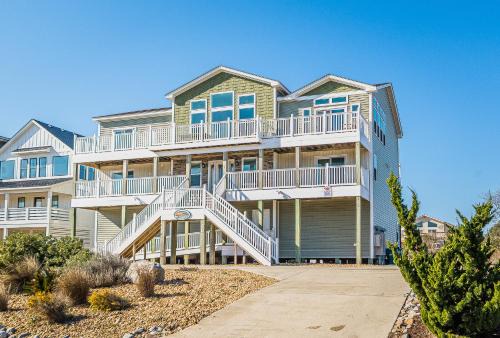 Whalehead Beach House | Beach Hive - Corolla, Whalehead, 75 Yds to Beach, Ocean View, Pool, Cabana, Hot Tub, Arcade