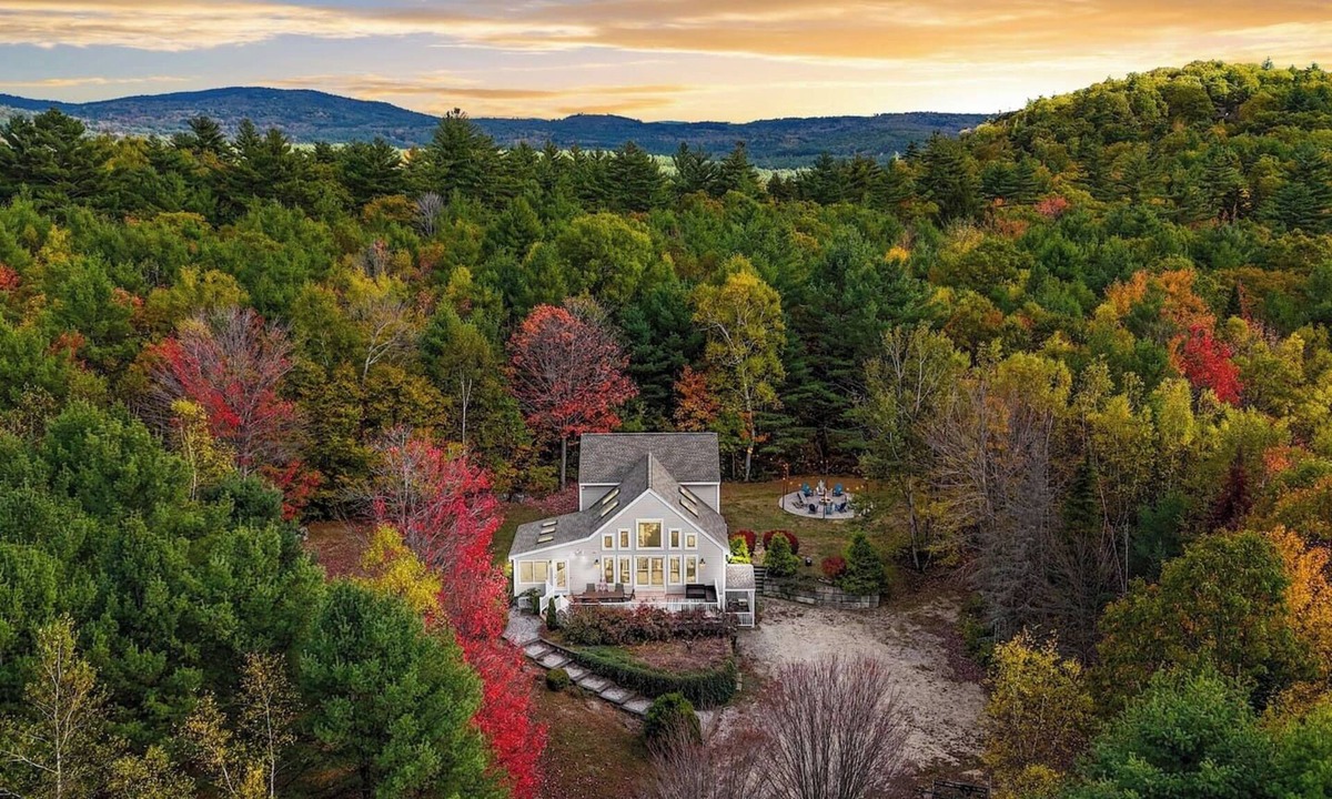 Silver Lake House | Birch Landing | Relaxing Family Escape | Game Room