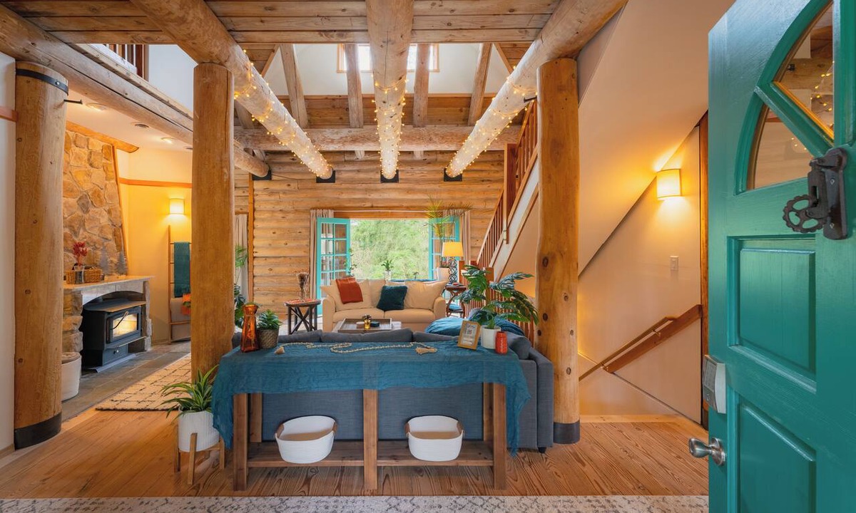 Tacoma House | Blue Roof Lodge - Forest Getaway for Groups