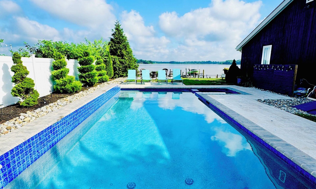 Elkton House | Breathtaking Waterfront Property w/pool and private dock. Relax and unwind.