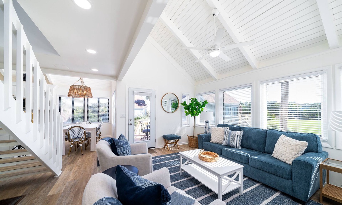 Sealoft Villas Cottage | Bright Decor! 3 BR/3 BA Villa; Pools/Beach Nearby! Amenity access included!