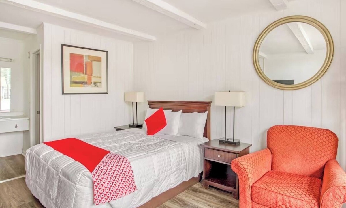 Kernersville Hotel | Budget-Friendly Room Near Paul J Ciener Botanical Garden | Free Parking