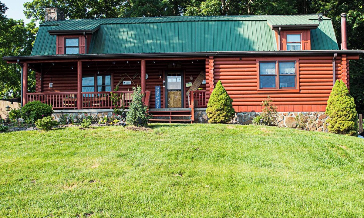 Jonesborough Cabin | Cape Cod Inspired Cabin- The Mountains Are Calling!