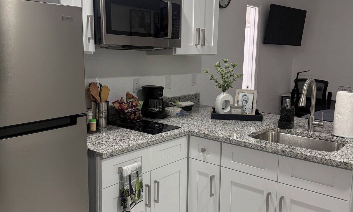 Spring Hill Apartment | Charming tiny home in Spring Hill