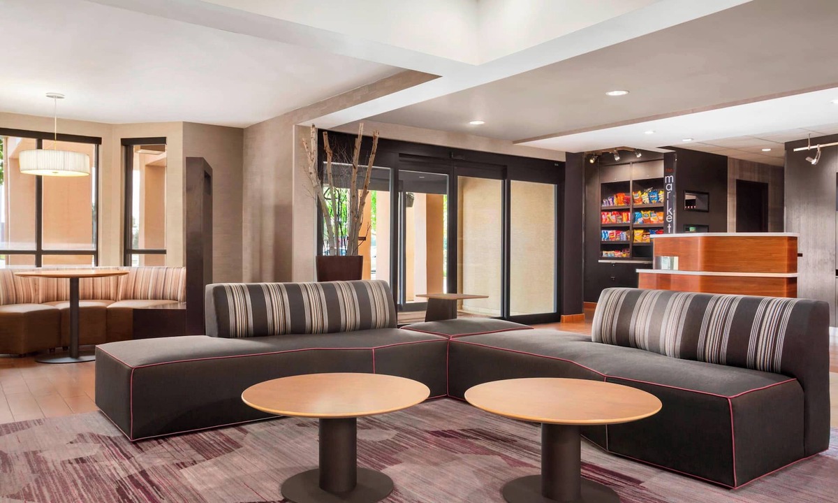 Springfield Hotel | Courtyard by Marriott Springfield