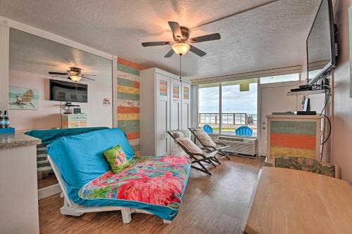 Ormond Beach Apartment | Cozy Studio on Ormond Beach with Oceanfront Pool!