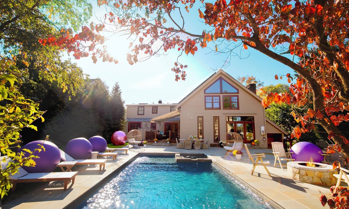 Fairfield House | Designer Barn House Hot Tub, Pool, Fire Pits & Entertainers Retreat
