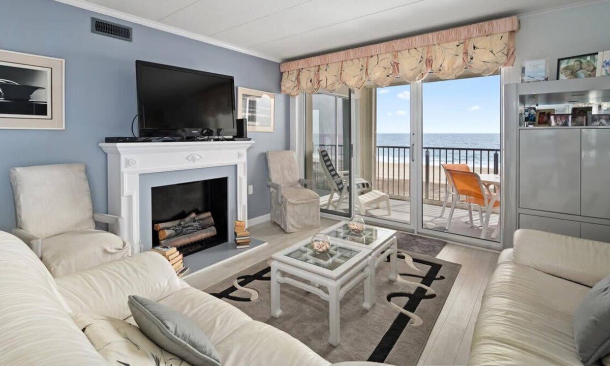 Midtown Ocean City Condo | Direct Oceanfront Two Bedroom w/ Awesome Views