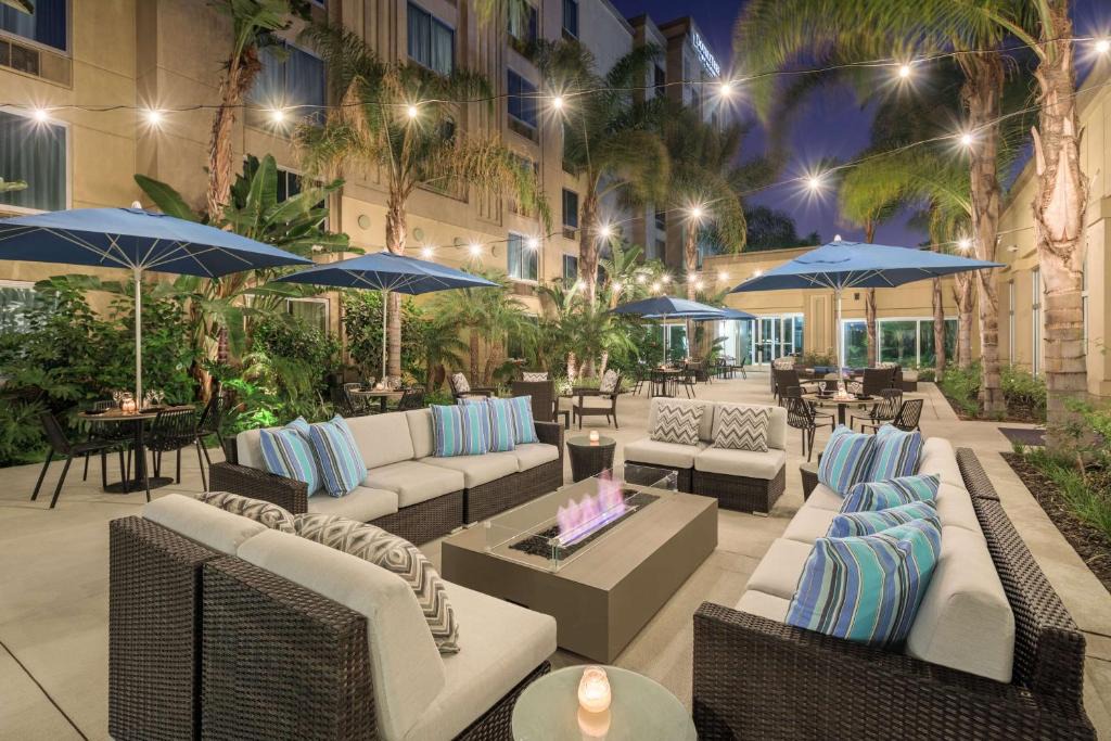 Commerce Hotel | DoubleTree by Hilton Los Angeles/Commerce