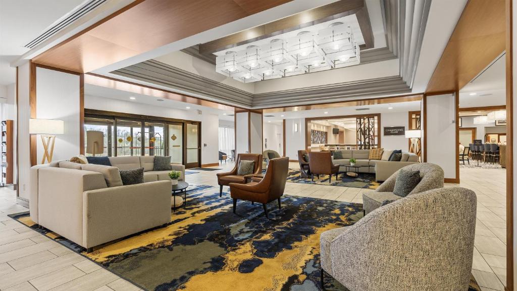 Green Tree Hotel | DoubleTree by Hilton Pittsburgh-Green Tree
