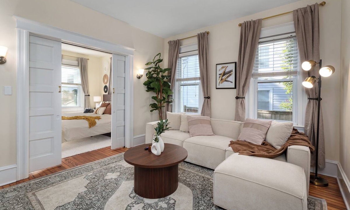 Princeton Apartment | Downtown Princeton Haven 1BR Fast WiFi