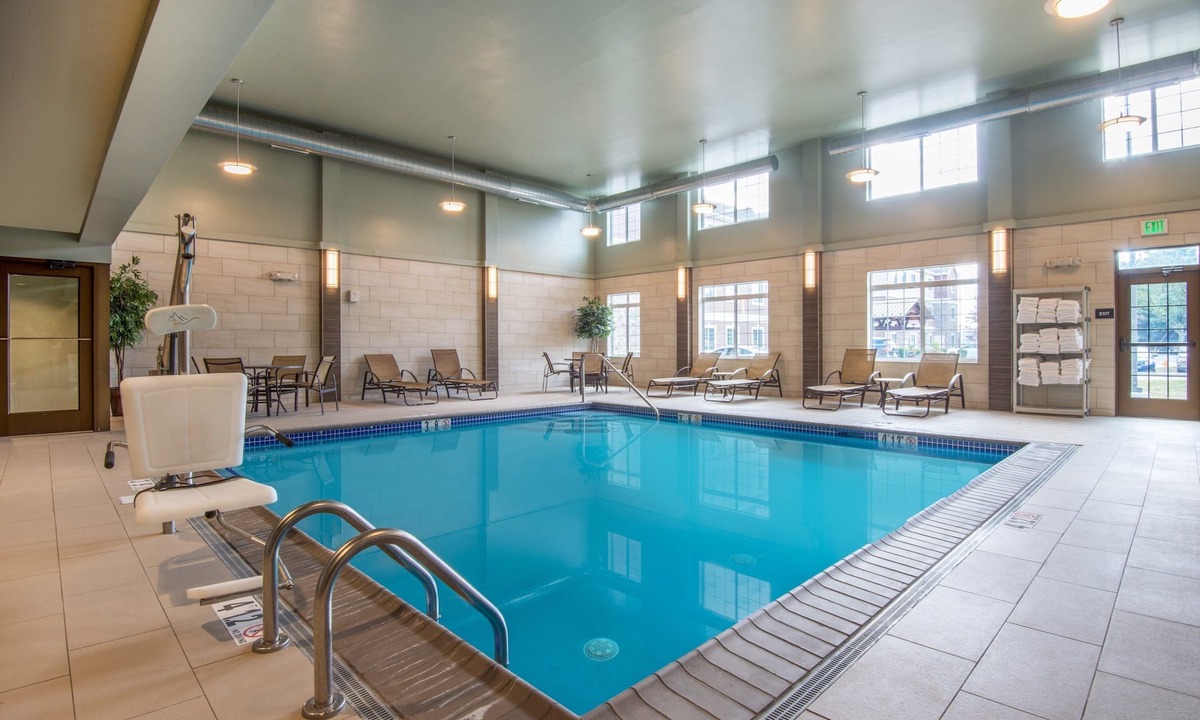 East Texas Apartment | Free Breakfast! Studio with Pool Access. Near Lehigh Valley International Airport