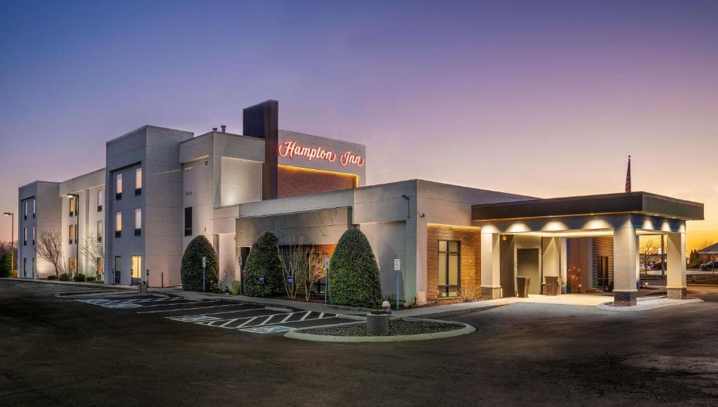 Springfield Hotel | Hampton Inn - Springfield