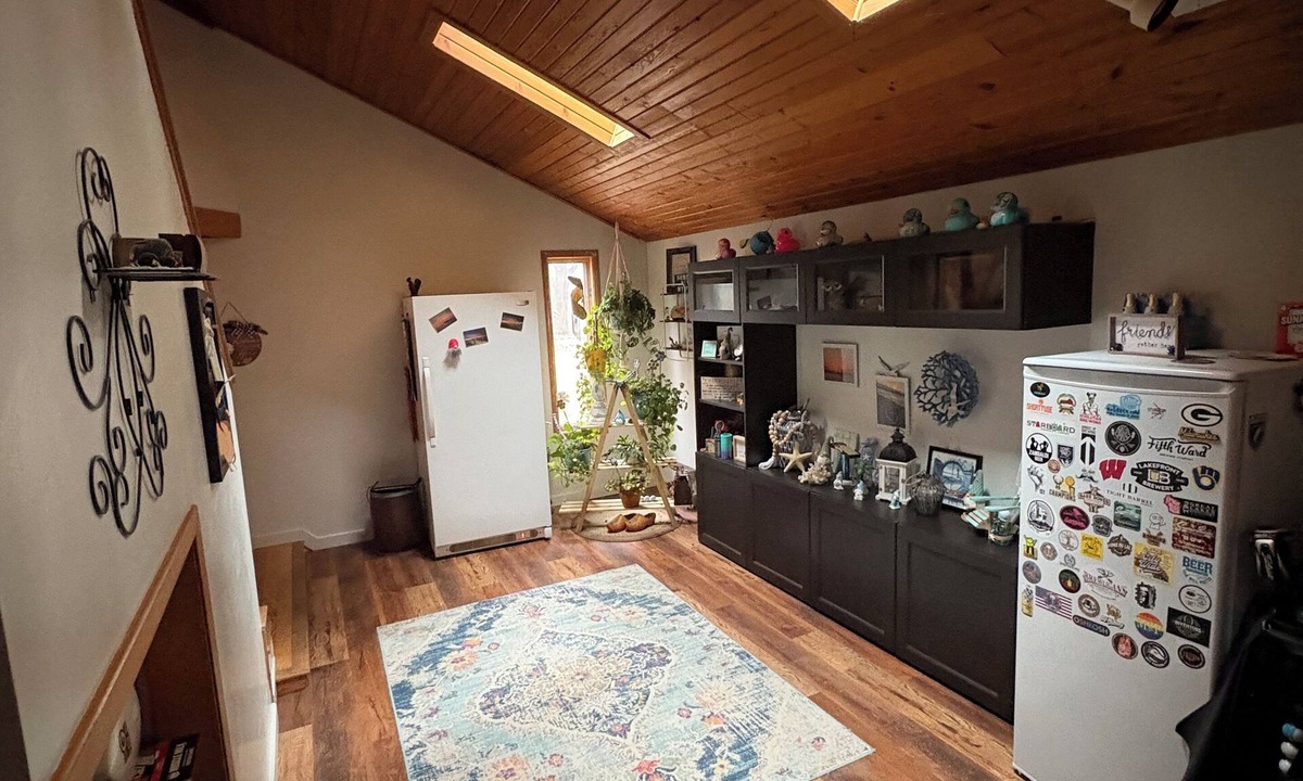 Black Wolf House | Home available for EAA July 17-25,2026