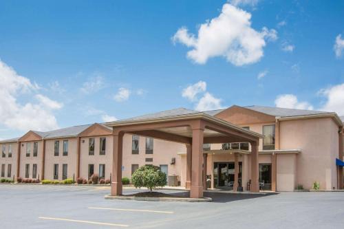 Beckley Hotel | Howard Johnson by Wyndham Beckley