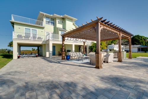 Spring Hill House | Luxe Spring Hill Home w/Patio & Dock!