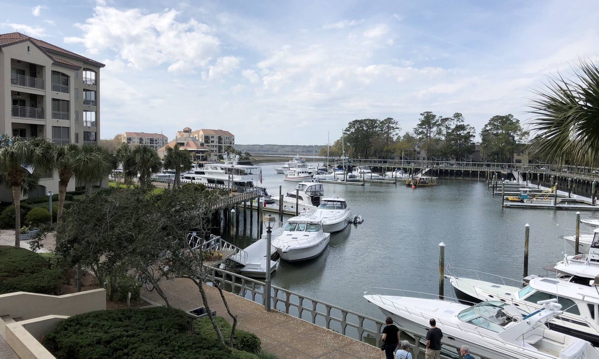 Shelter Cove Villa | Luxury Three Bedroom Three Bath Villa overlooking Shelter Cove Marina
