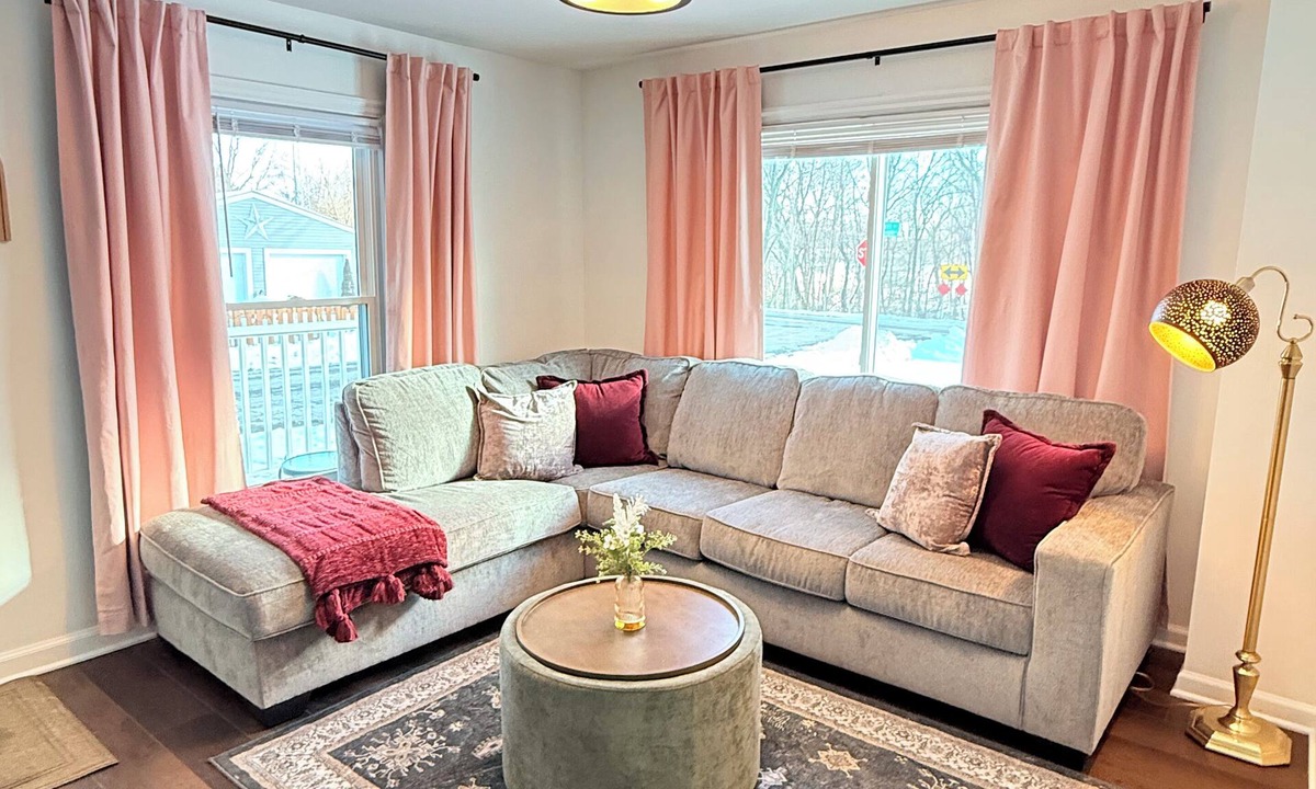 Pataskala House | Modern Cape Cod - King Bed - 15m from Intel