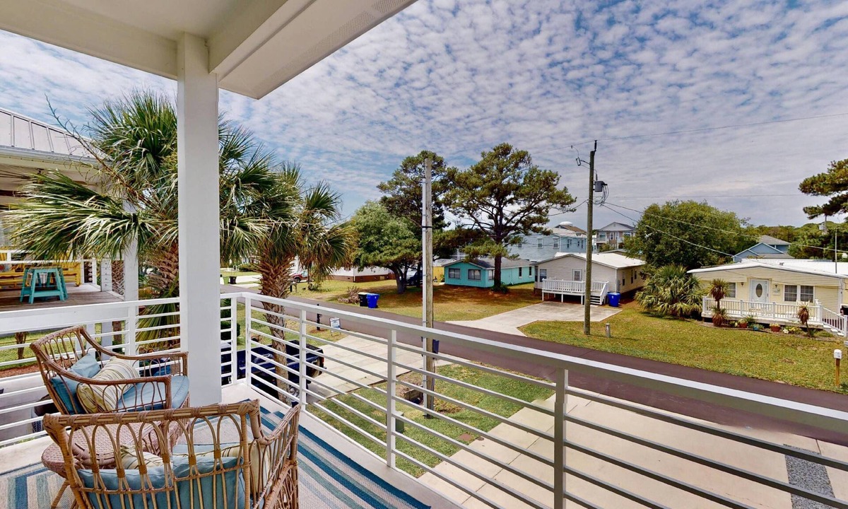 Wilmington Beach House | Modern Duplex, Fenced Yard, Dogs OK, Easy Walk to Beach + Greenway
