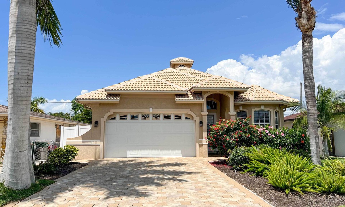 Naples Park House | Naples Retreat w/Saltwater Pool: 2 Mi to Beach!