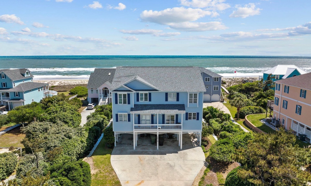 Emerald Isle House | Oceanfront duplex with direct beach access