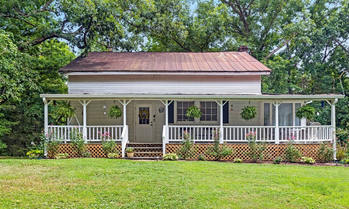 Kingston Springs House | Pet Friendly Quiet Retreat Near Nashville