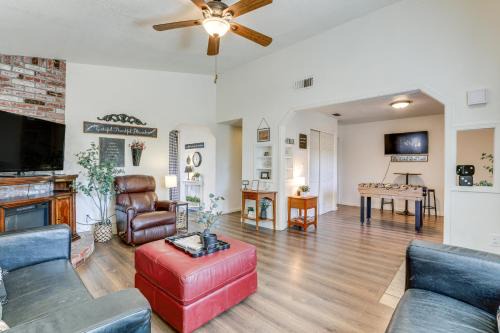 Elk Grove House | Pet-Friendly Yard! Home 3 Mi to Sky River Casino