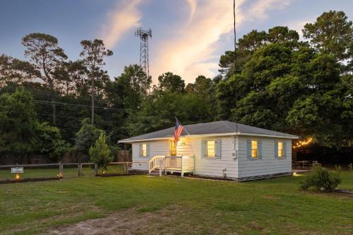 Mount Pleasant House | Private Rifle Range Cottage -Near IOP & Charleston