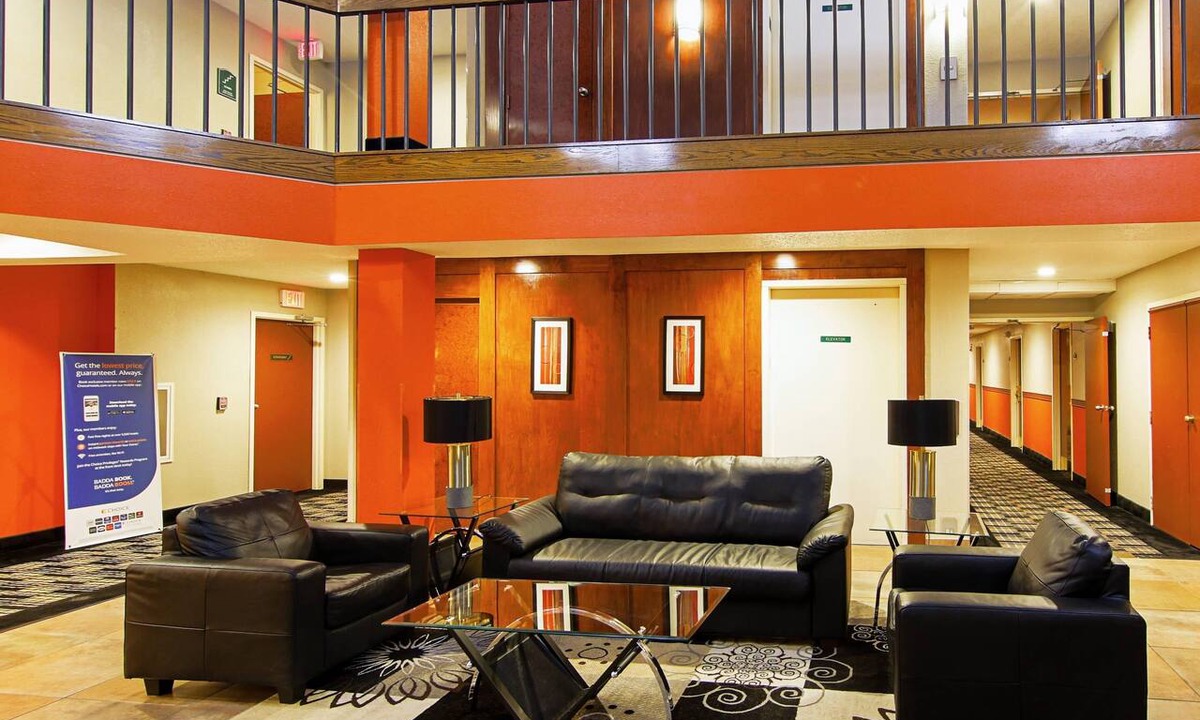 Plainfield Hotel | Quality Inn Plainfield I-395