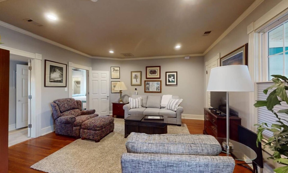 Danville Apartment | Renovated 1BR - 3 Block Walk to Casino - Clean, Quiet, Safe & Guest-Favorite