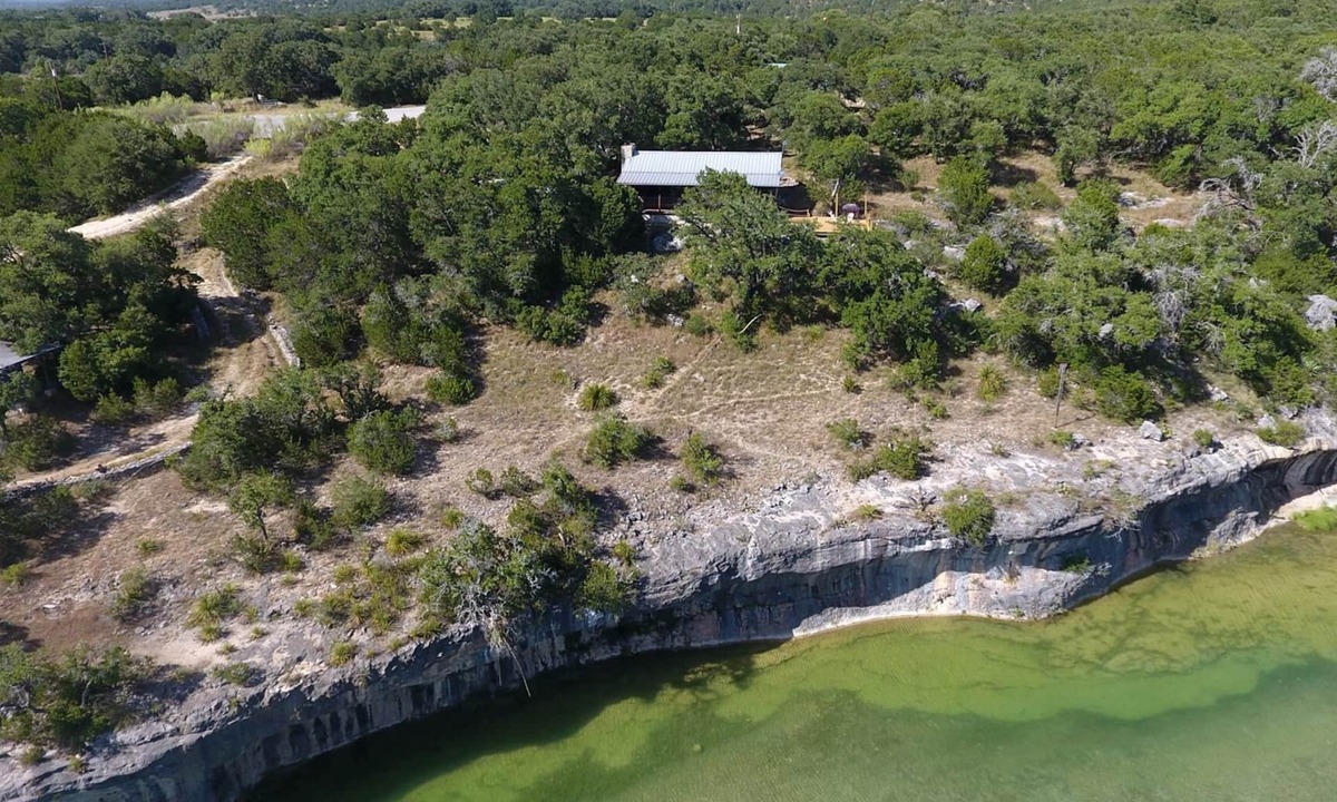 Dripping Springs House | Secluded Waterfront Cabin- Canoe, Fish, Swim & Stargaze near Pedernales Falls