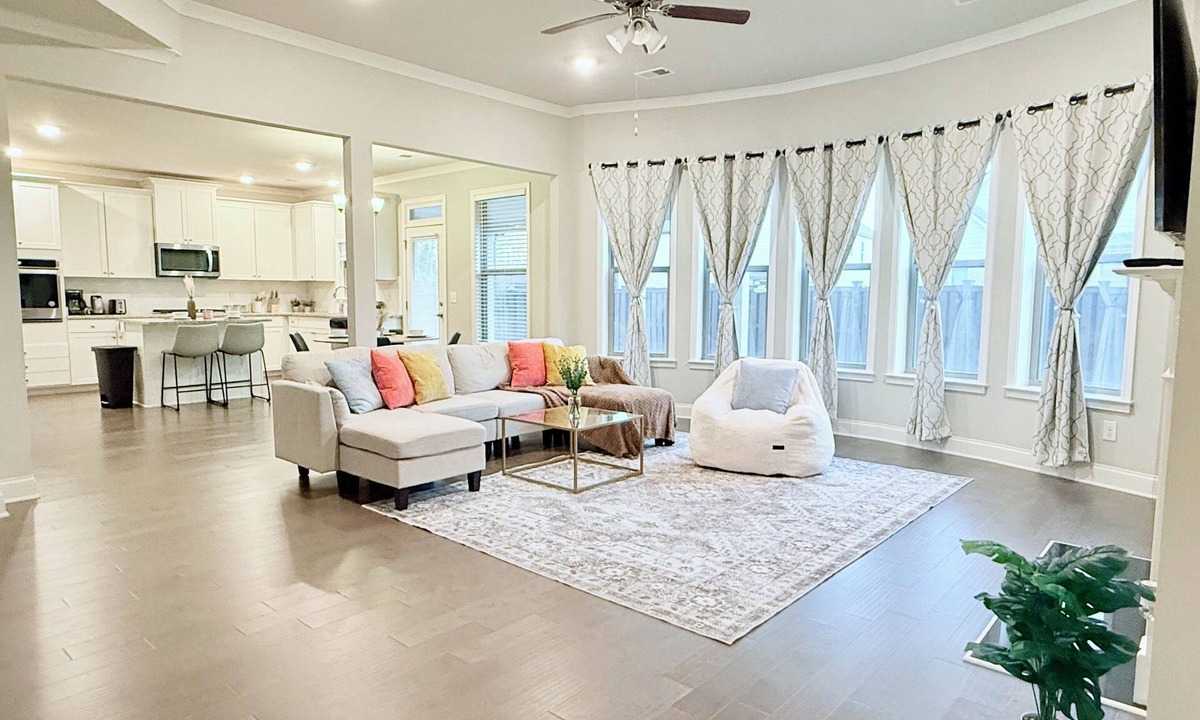 Lawrenceville House | Spacious Lawrenceville Family Home: Quiet, Comfy & Near Shops