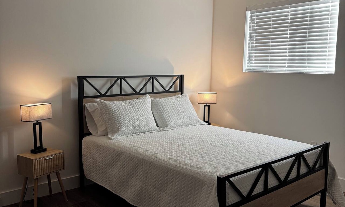 Margate Bed & Breakfast | Super comfortable Studio in Margate. Host is amazing!