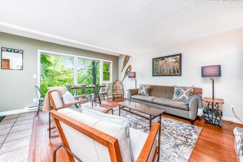 Sugar Mountain Apartment | The Hemlock Hideaway