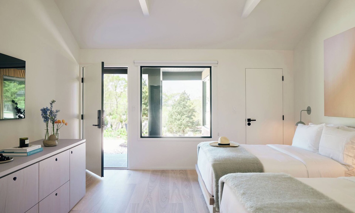 Westhampton Hotel | Three Ducks