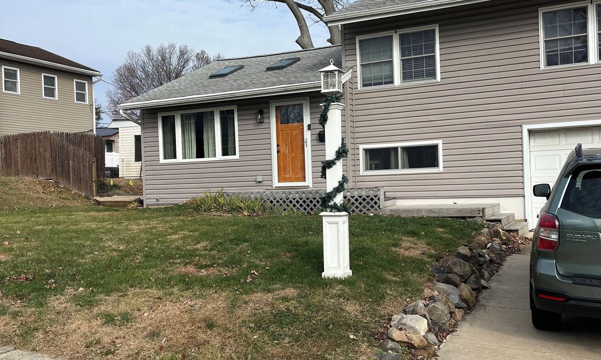 Claymont House | Welcome FIFA! Nice 4-BR house, EZ Access to stadiums, PHL Airport, I95 & Transit
