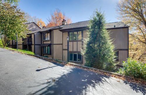 Sugar Mountain House | 1/2 Mi to Sugar Mtn Resort! All-Season Getaway