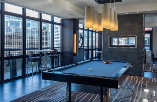 Radnor - Fort Myer Heights Apartment | 1-bedroom with on-site parking included in the Rosslyn Area