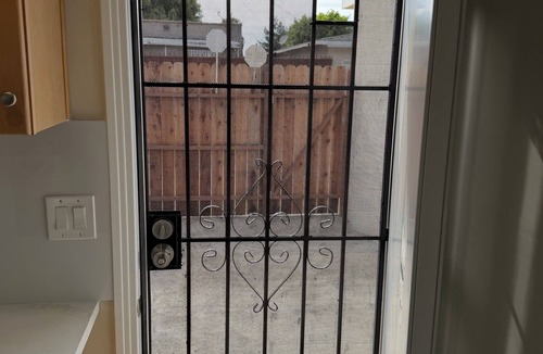 North Long Beach Apartment | 1 month minimum - private studio unit in North Long Beach neighborhood