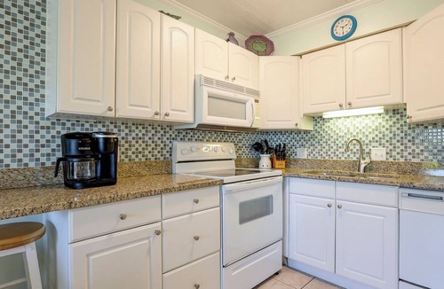 North Forest Beach Condo | 116 Breakers-Oceanfront with Pool & Kiddy Pool. Steps to Dining & Shopping