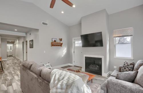 Clarion Apartment | 15 off Summer Special - Close to PennWest - WiFi