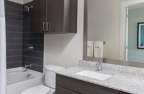 West End Resort | 1BD/Austin - Rooftop Pool & Firepit, BBQ!