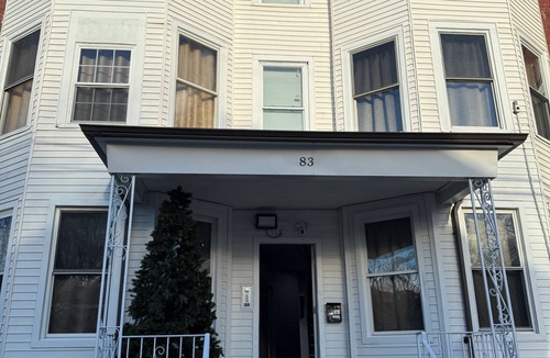 The Hill Apartment | 2-BR apartment in fantastic New Haven near Yale Hospital and Yale Unv. Apt#9