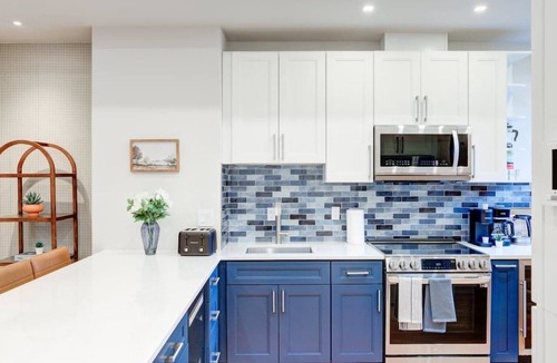 Center City West Apartment | 2BDR Rittenhouse Luxe In The Heart Of It All