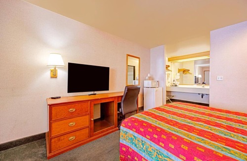 Stevenson Hotel | 3 Units | Steps From Fairgrounds | Explore Local Charm & Book a Scenic Stay