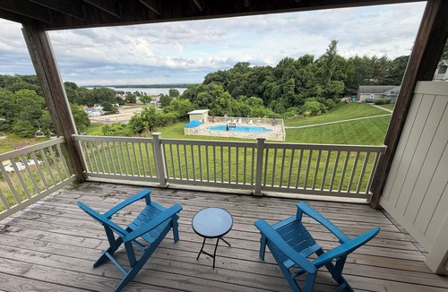 Grafton Condo | 309 Timber Ridge Drive Condo A