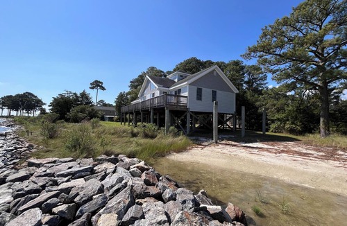 Ware House | 4BR Riverfront Stilt Home w/Panoramic Views & Private Beach in Gloucester, VA